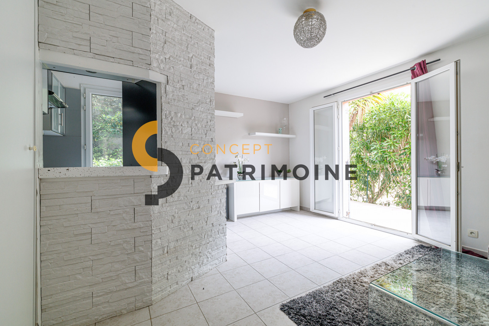 
                                                Location
                                                 À LOUER – Charmant appartement 2 pièces meublé avec jardin privatif, parking et cave