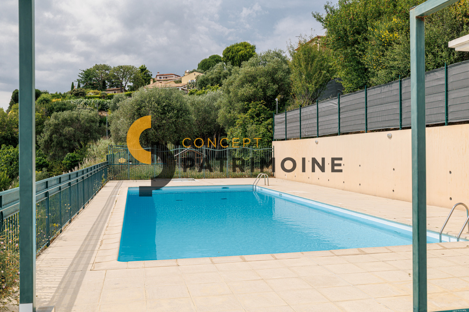 
                                                Location
                                                 À LOUER – Charmant appartement 2 pièces meublé avec jardin privatif, parking et cave