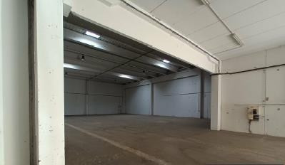 
                                                Location
                                                 À louer – Entrepôt de 1 053 m² à Avignon – Vaucluse (84)