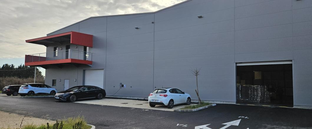 
                                                Location
                                                 À louer – Entrepôt de 1 250 m² à Entraigues-sur-la Sorgue – Vaucluse (84)