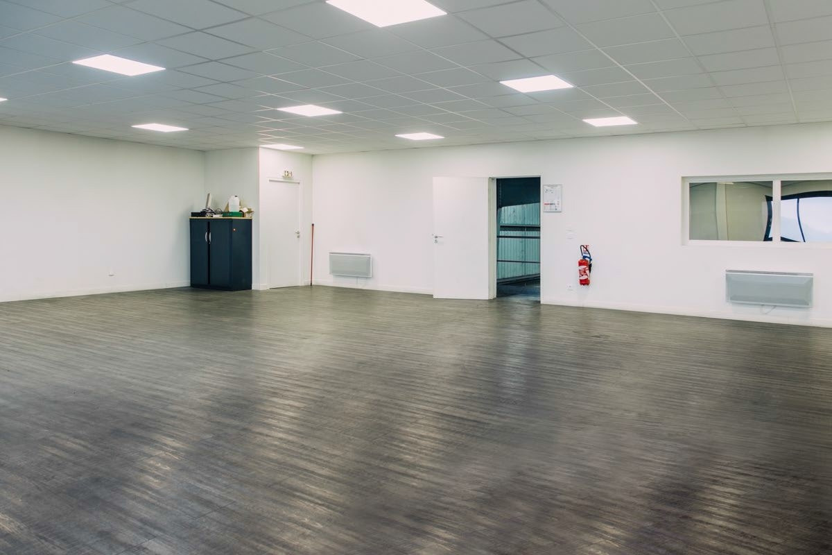 
                                                Location
                                                 À louer - entrepôt de 1 458 m² à Amblainville