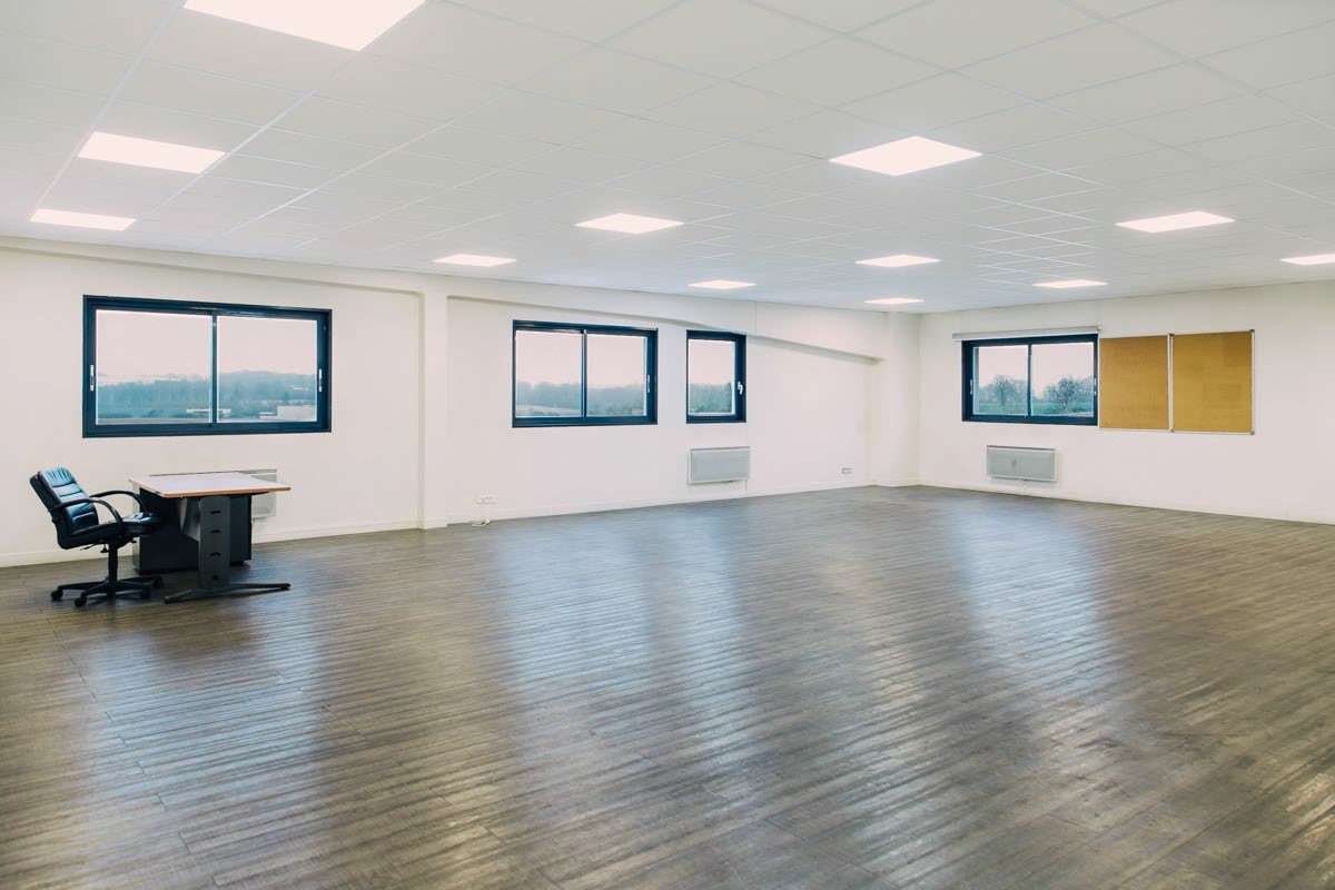 
                                                Location
                                                 À louer - entrepôt de 1 458 m² à Amblainville