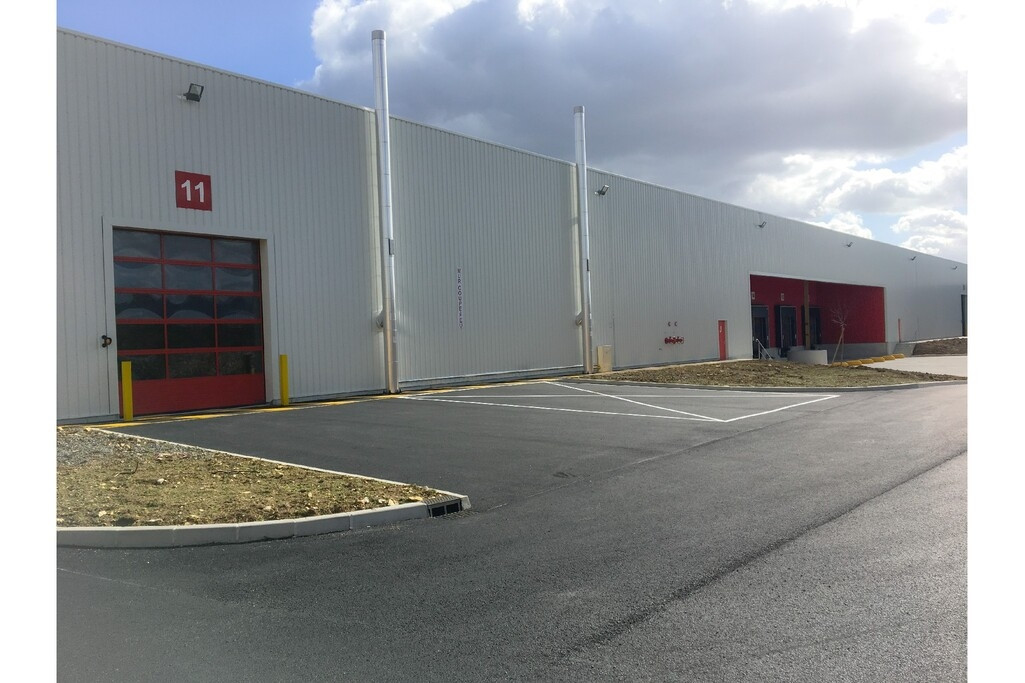 
                                                Location
                                                 À louer – Entrepôt de 2 000 m² à Le Poinçonnet – Indre (36)
