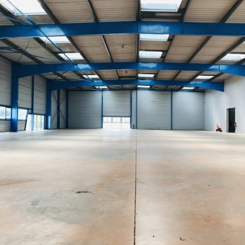 
                                                Location
                                                 À louer - entrepôt de 2 300 m² à Montchanin à proximité du Creusot (71)