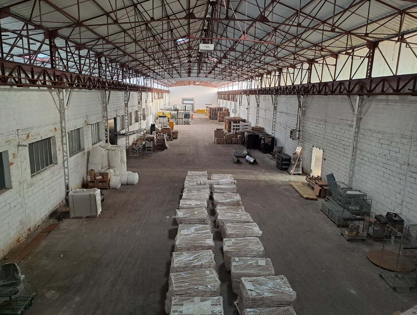 
                                                Location
                                                 À louer – Entrepôt de 5 200 m² à Châteauroux – Indre (36)