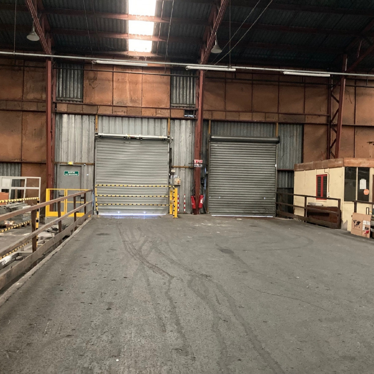 
                                                Location
                                                 À louer – Entrepôt de 5 360 m² proche de Châteauroux à Diors – Indre (36)