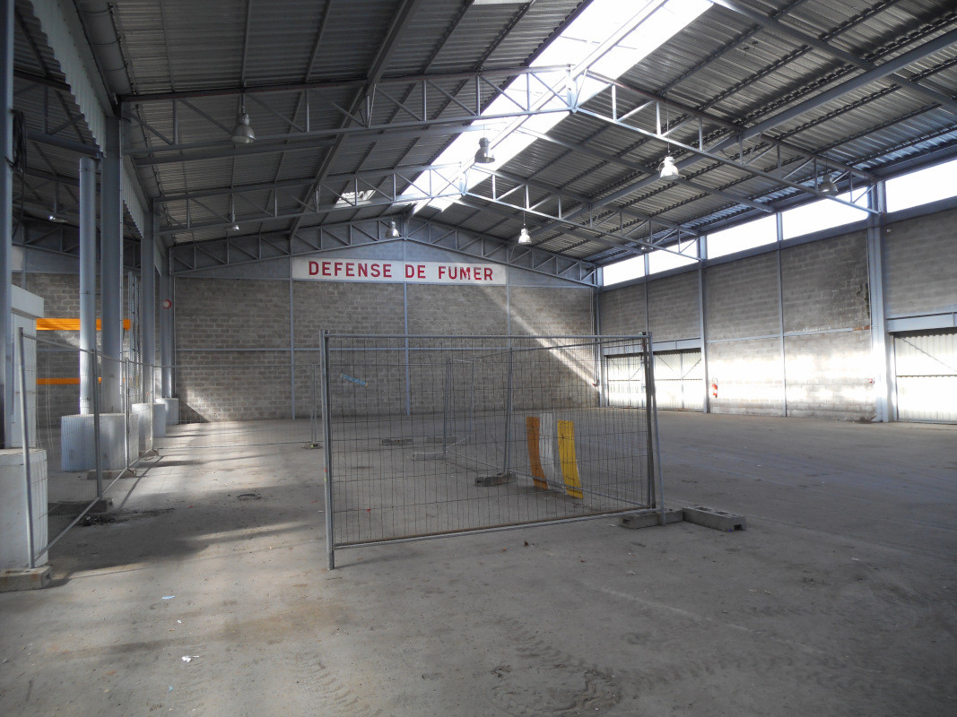 
                                                Location
                                                 À Louer – Entrepôt industriel de 1 810 m² dans la zone portuaire de Calais – Pas-de-Calais (62)