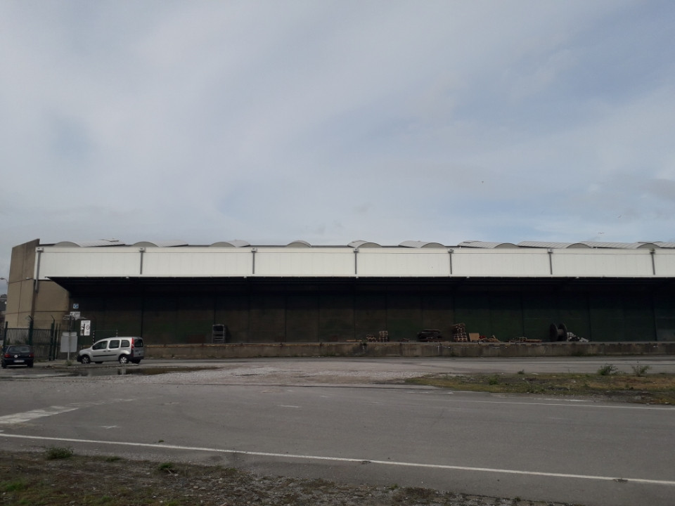 
                                                Location
                                                 À louer – Entrepôt industriel de 3 200 m² en zone portuaire à Calais – Pas-de-Calais (62)