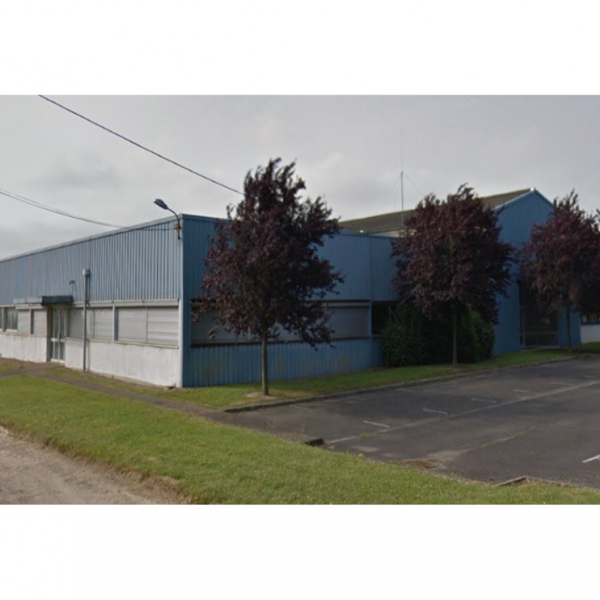 
                                                Location
                                                 À louer - Entrepôt industriels de 4000 m² à Ville-aux-Clercs, près de Chartres - Loir et Cher (41)