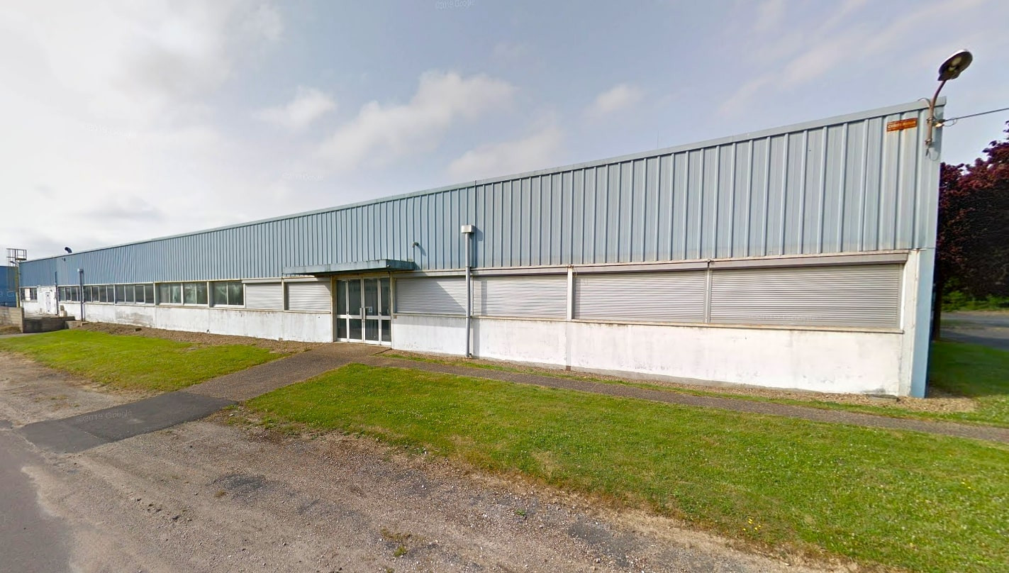 
                                                Location
                                                 À louer – Entrepôt industriels de 4000 m² à Ville-aux-Clercs, près de Chartres – Loir et Cher (41)