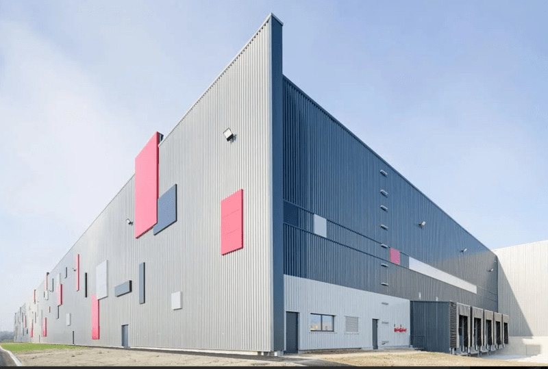 
                                                Location
                                                 À Louer - Entrepôt logistique de 10,3 ha en zone industrielle et portuaire du Havre (76)