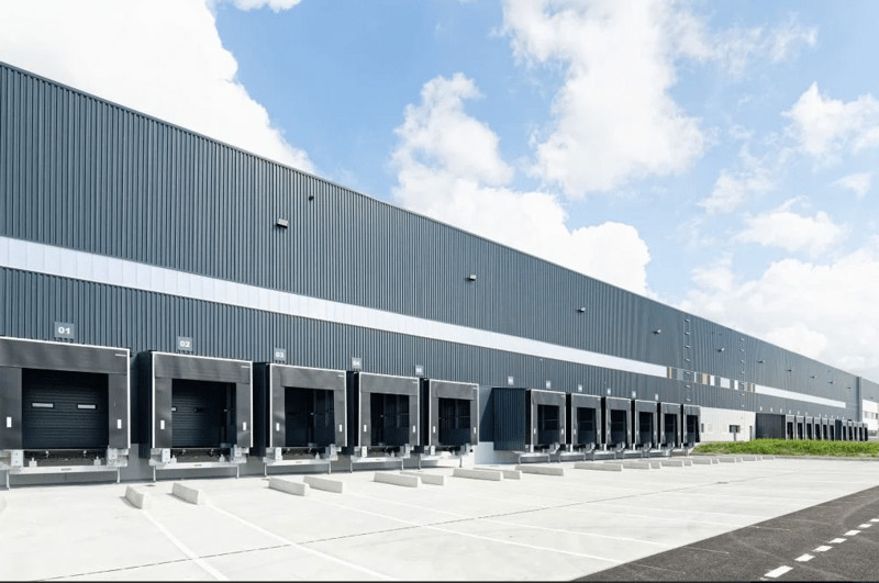 
                                                Location
                                                 À Louer - Entrepôt logistique de 10,3 ha en zone industrielle et portuaire du Havre (76)