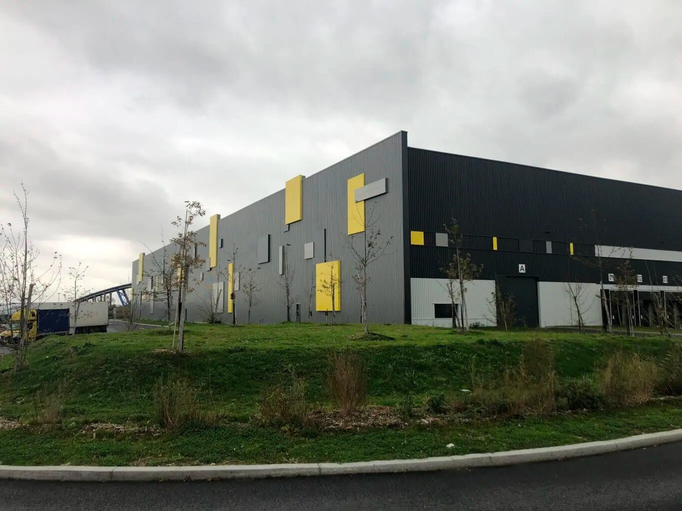 
                                                Location
                                                 À louer – Entrepôt logistique de 24 323 m² divisibles à Sandouville – Seine-Maritime (76)