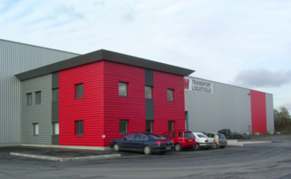 
                                                Location
                                                 À louer – Entrepôt non divisibles de 1 616 m² à Liévin à proximité de Lens (62)