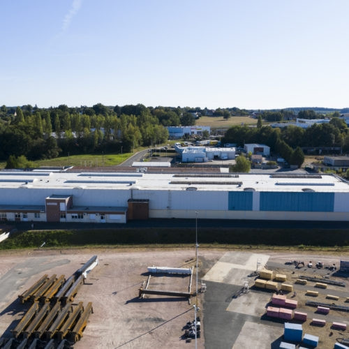 
                                                Location
                                                 À  louer - entrepôts/ateliers de 3 491 m² en Saône-et-Loire (71)
