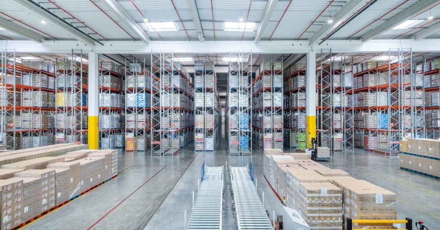 
                                                Location
                                                 À louer – Entrepôts logistiques de 12 650 m² proche d'Amiens à Roye – Somme (80)
