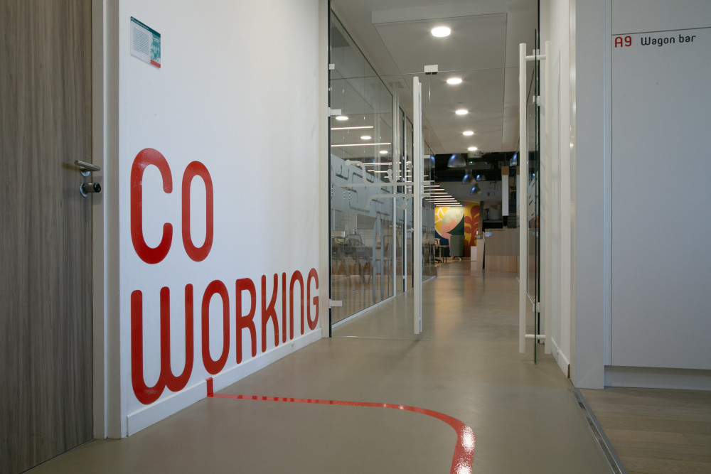 
                                                Location
                                                 À louer – Espaces de coworking de la Gare Numérique à Carpentras, Vaucluse