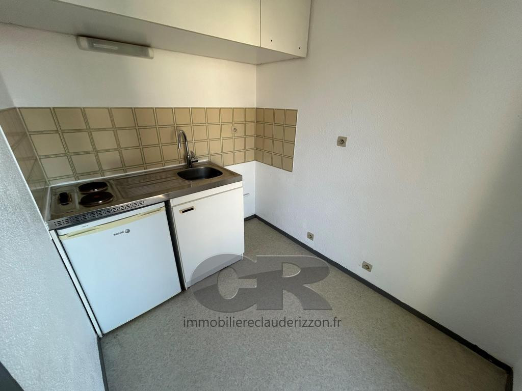 
                                                Location
                                                 A LOUER F1B BRABOIS