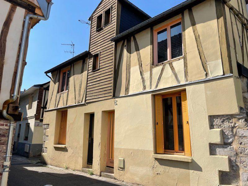 
                                                Location
                                                 A louer F2