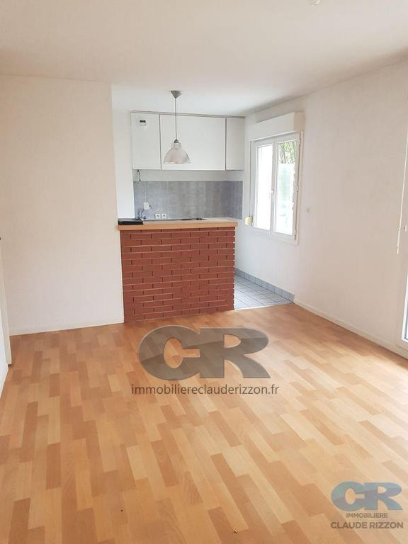 
                                                Location
                                                 A LOUER F2A AVEC GARAGE