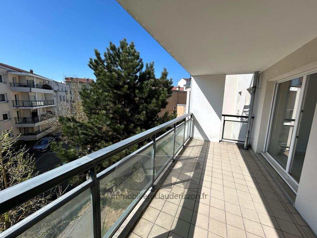 
                                                Location
                                                 A LOUER F3 SECTEUR PARC PAUL VERLAINE AVEC STATIONNEMENT PRIVATIF