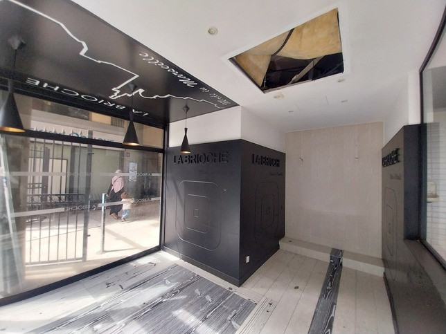 
                                                Location
                                                 À louer - Local commercial 175 m² à Marseille - Bouches-du-Rhône (13)