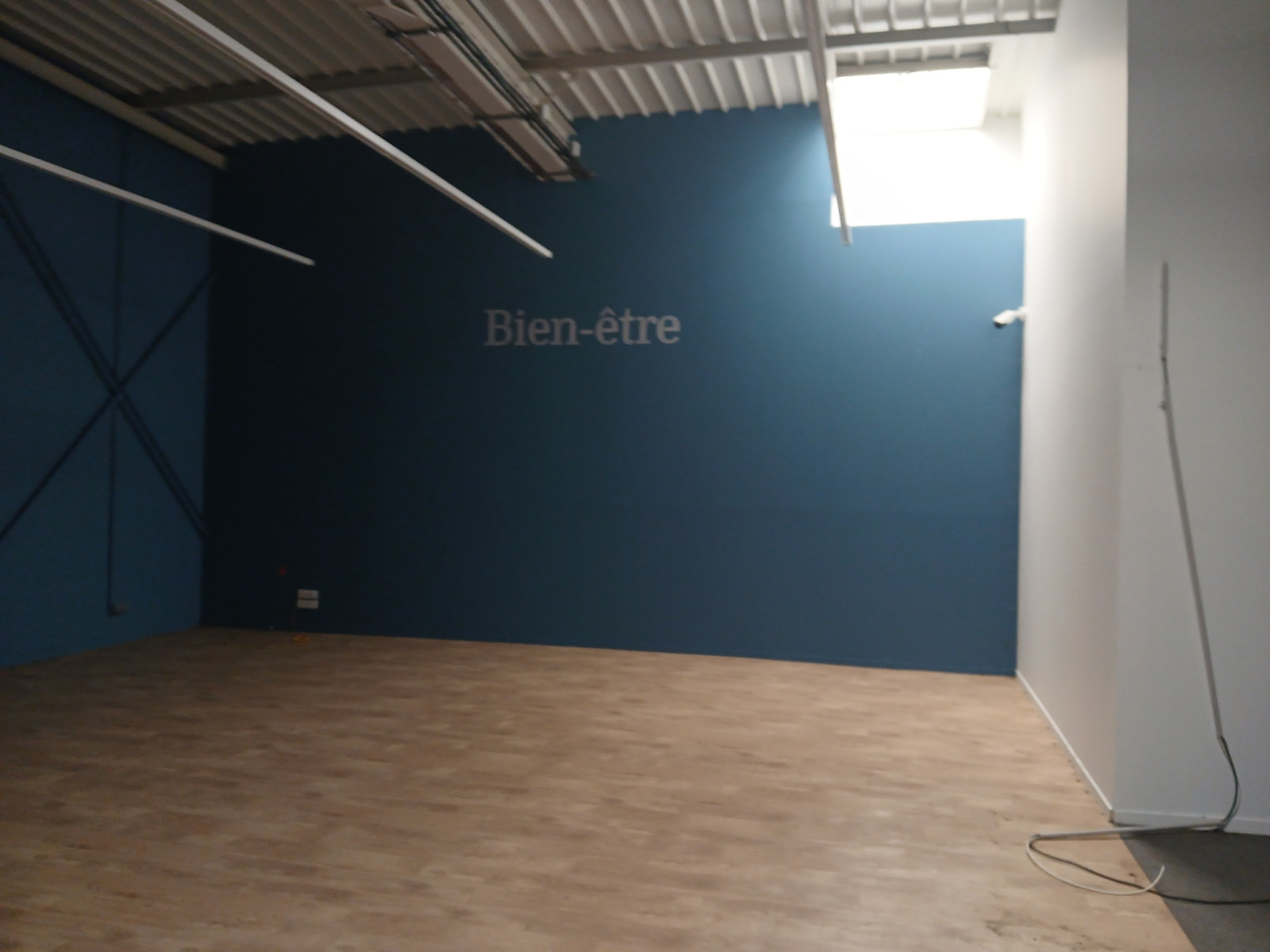 
                                                Location
                                                 À LOUER   LOCAL COMMERCIAL DE 670 m2   SAINT-AMAND VILLAGES 