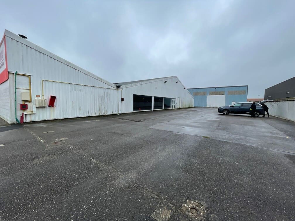 
                                                Location
                                                 À louer – Local d'Activités de 1 047 m² à proximité de la Zone d'Activités Marcel Doret de Calais – Pas-de-Calais (62)