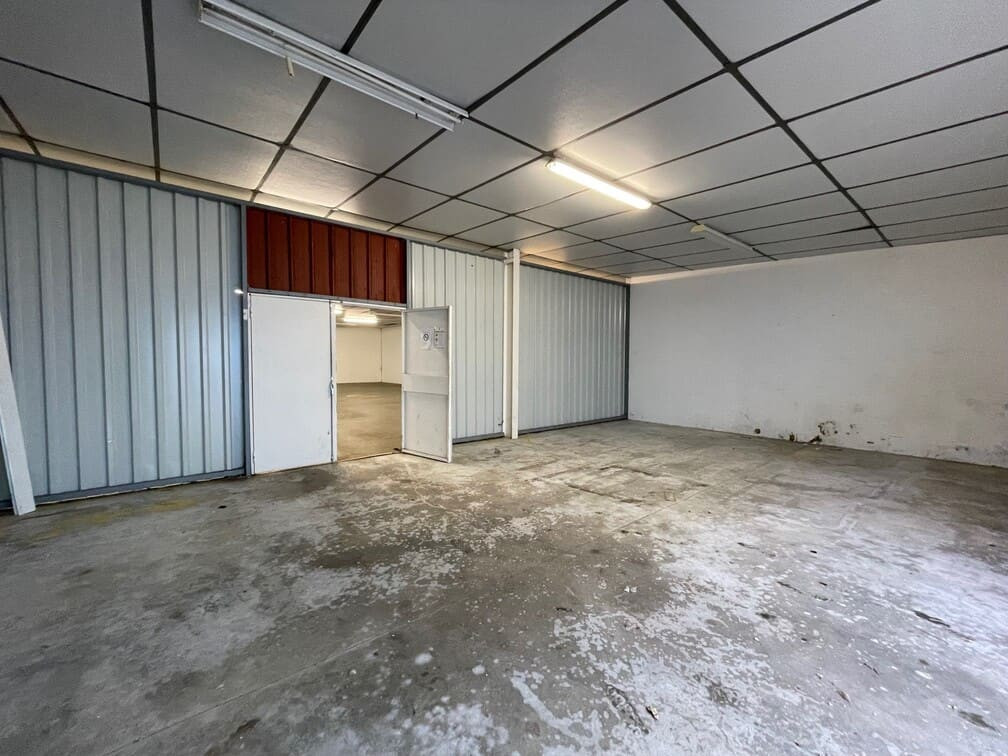 
                                                Location
                                                 À louer – Local d'Activités de 1 047 m² à proximité de la Zone d'Activités Marcel Doret de Calais – Pas-de-Calais (62)