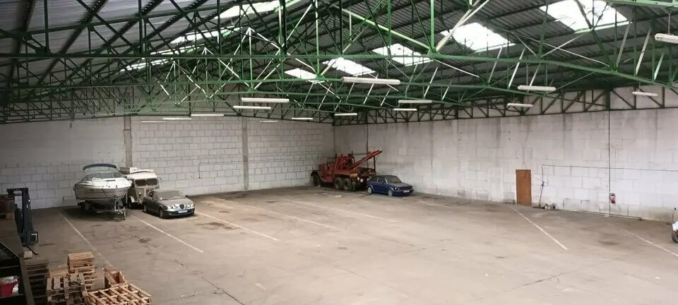 
                                                Location
                                                 À louer – Local d'activités de 1 214 m² à Sandouville – Seine-Maritime (76)