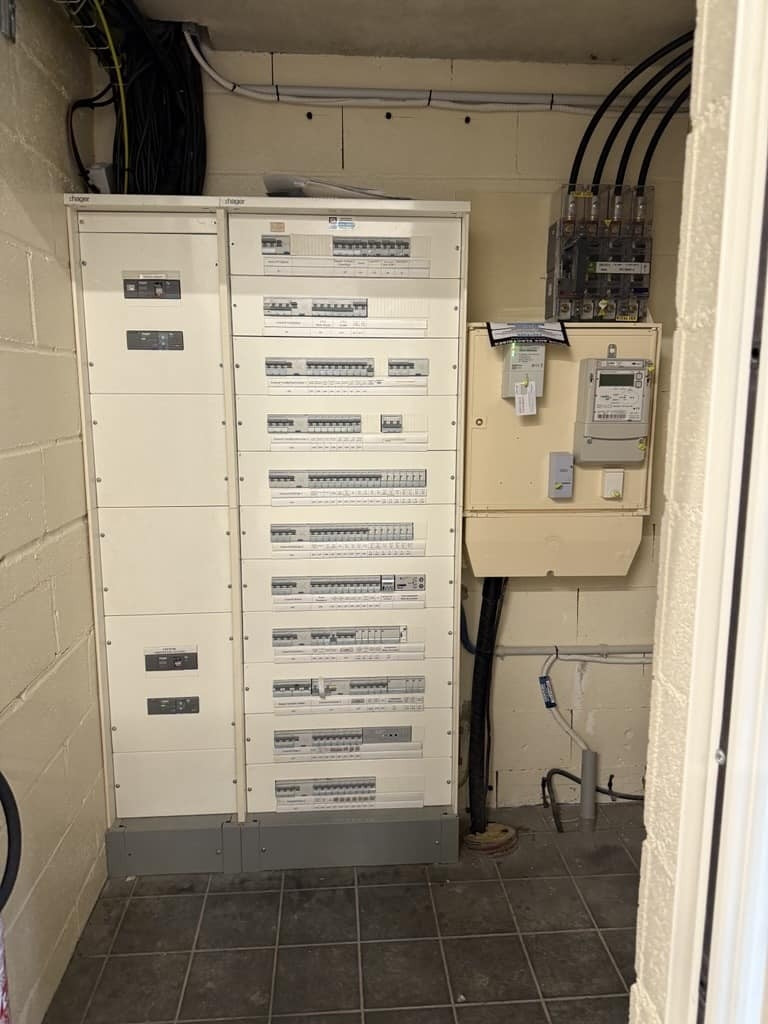 
                                                Vente
                                                 À louer – Local d'activités de 1 439 m² à Saint-Martin-sur-le-Pré – Marne (51)