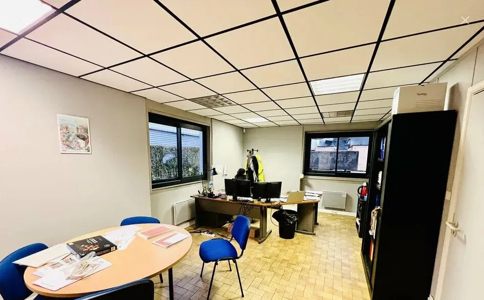 
                                                Location
                                                 À louer – Local d'activités de 1 870 m² à Rogerville – Seine-Maritime (76)