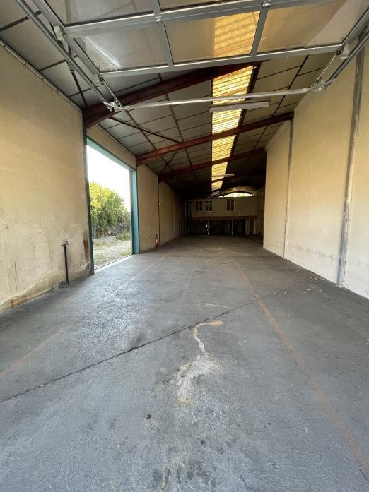 
                                                Location
                                                 À louer – Local d'activités de 157 m² à Isle-sur-la-Sorgue – Vaucluse (84)