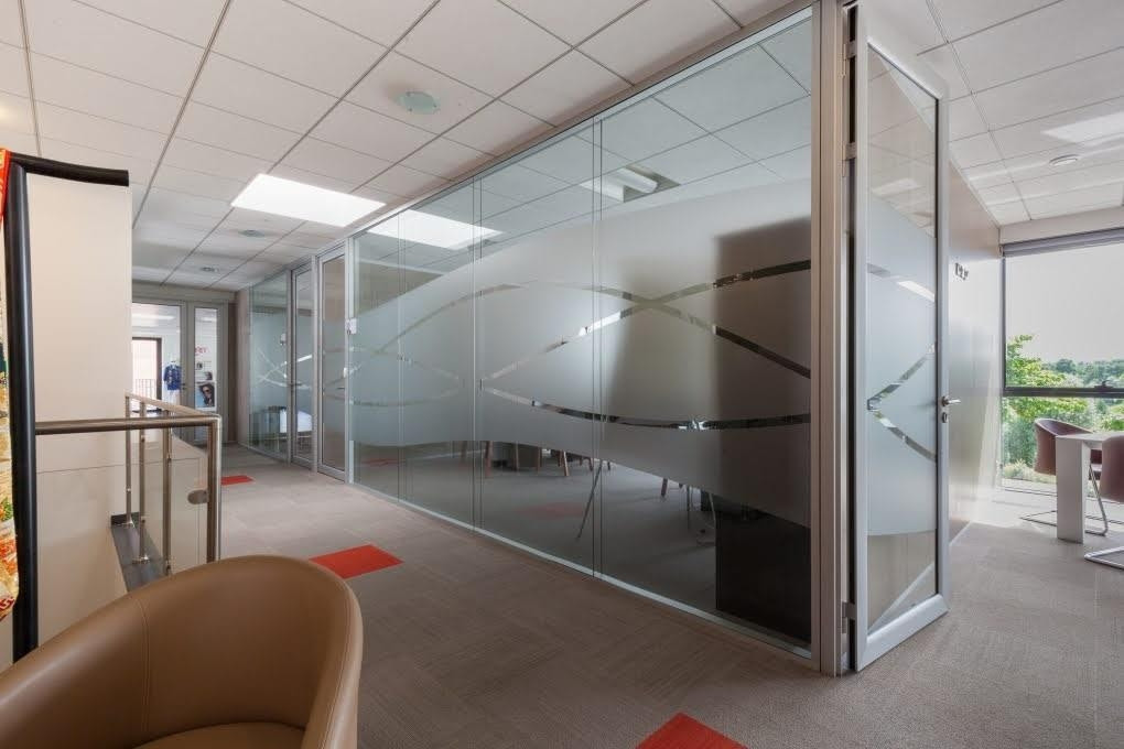 
                                                Location
                                                 À louer - Local d'activités de 1972 m² au sein du parc Les Chanteraines à Villeneuve-la-Garenne (92)