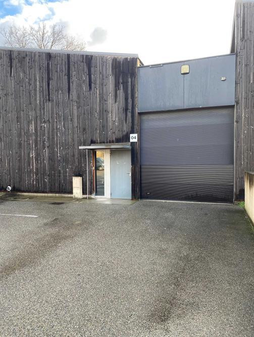 
                                                Location
                                                 À louer – Local d'activités de 215 m² dans le village des métiers d'Avignon – Vaucluse (84)