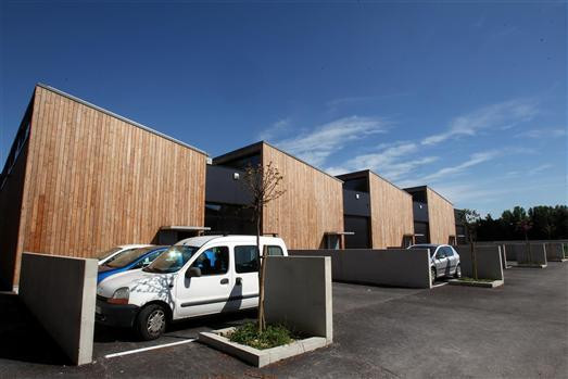 
                                                Location
                                                 À louer – Local d'activités de 215 m² dans le village des métiers d'Avignon – Vaucluse (84)