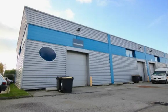 
                                                Location
                                                 À louer – Local d'activités de 240 m² à Harfleur – Seine-Maritime (76)
