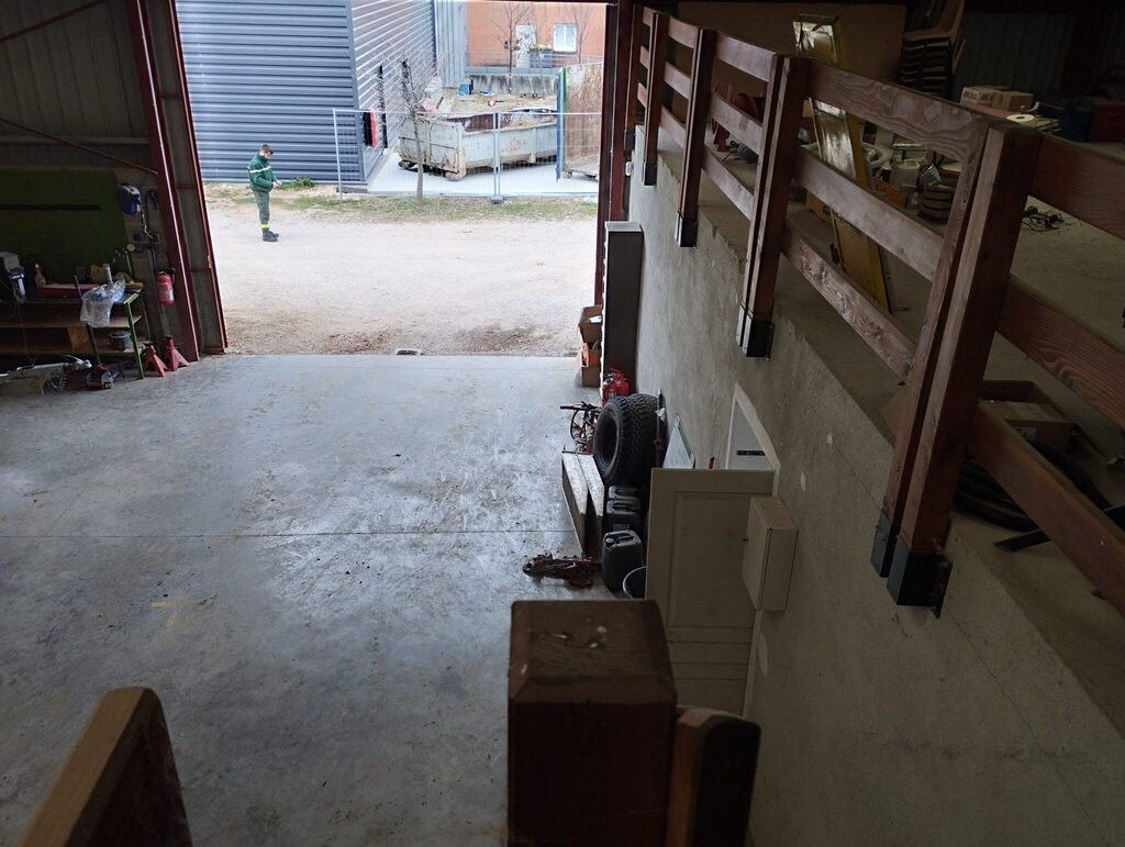 
                                                Location
                                                 À louer – Local d'activités de 259 m² à Oraison – Alpes-de-Haute-Provence (04)
