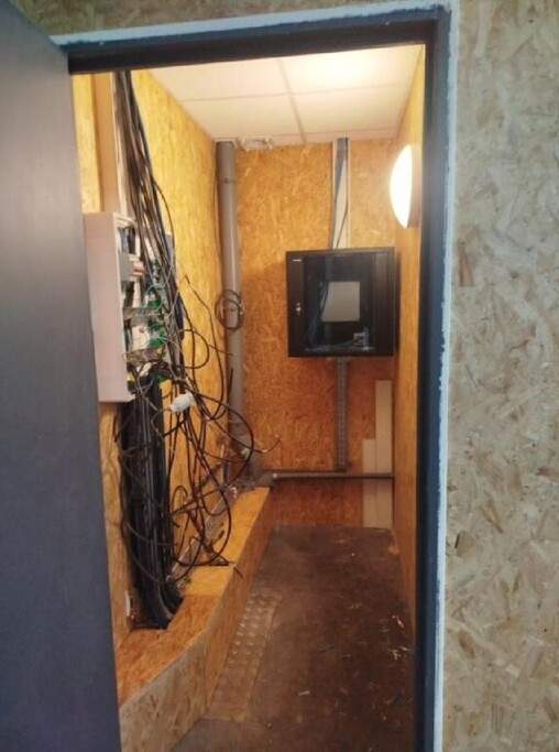 
                                                Location
                                                 À louer – Local d'activités de 336 m² à Vierzon – Cher (18)