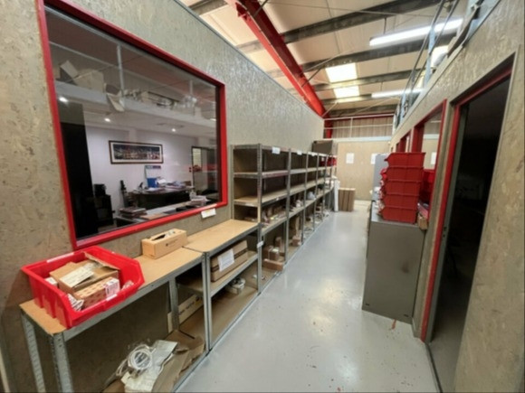 
                                                Location
                                                 À louer – Local d'activités de 374 m² à Sainte-Adresse – Seine-Maritime (76)