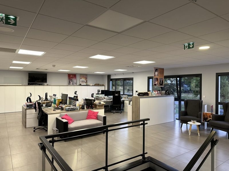 
                                                Location
                                                 À louer – Local d'activités de 630 m² au sein de la Zone OZE Gabrielat à Pamiers – Ariège (09)