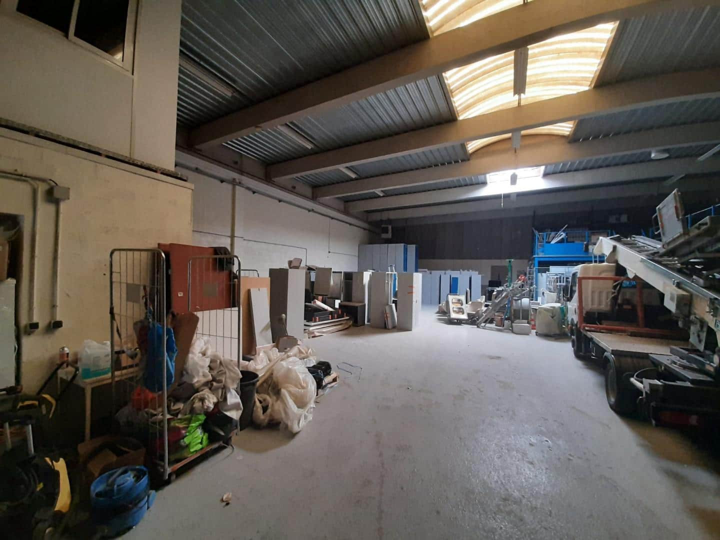
                                                Location
                                                 À louer – Local d'activités de 690 m² à Argenteuil – Val d'Oise (95)