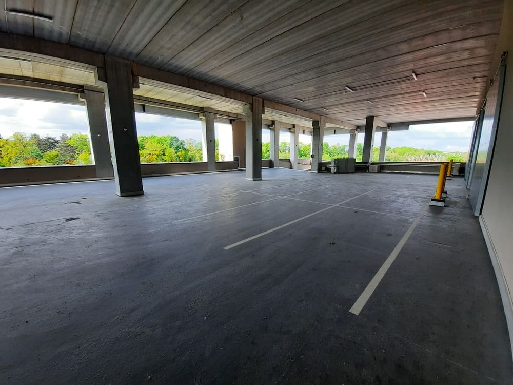 
                                                Location
                                                 À Louer – Local d'activités de 832 m² à Colombes – Hauts-de-Seine (92)
