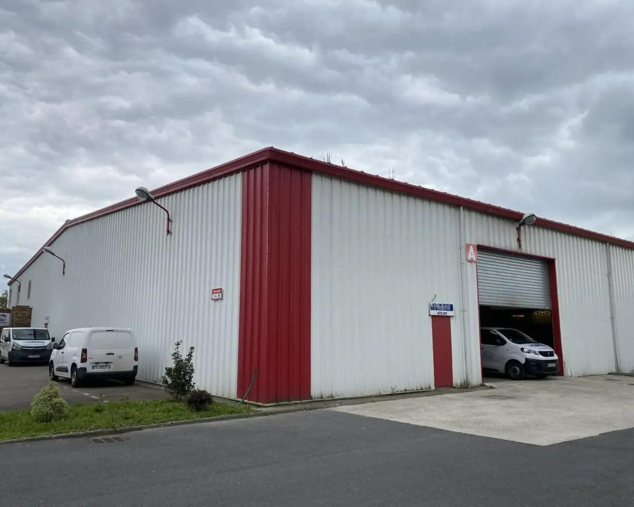 
                                                Location
                                                 À louer – Local d'activités de 947 m² à Gonfreville-l'Orcher – Seine-Maritime (76)