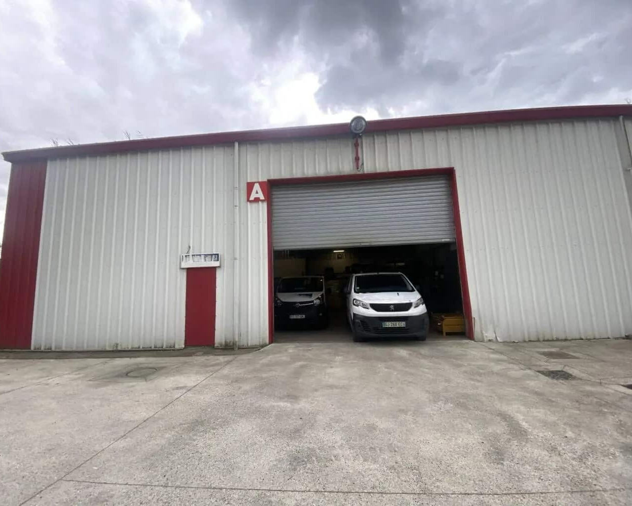 
                                                Location
                                                 À louer – Local d'activités de 947 m² à Gonfreville-l'Orcher – Seine-Maritime (76)