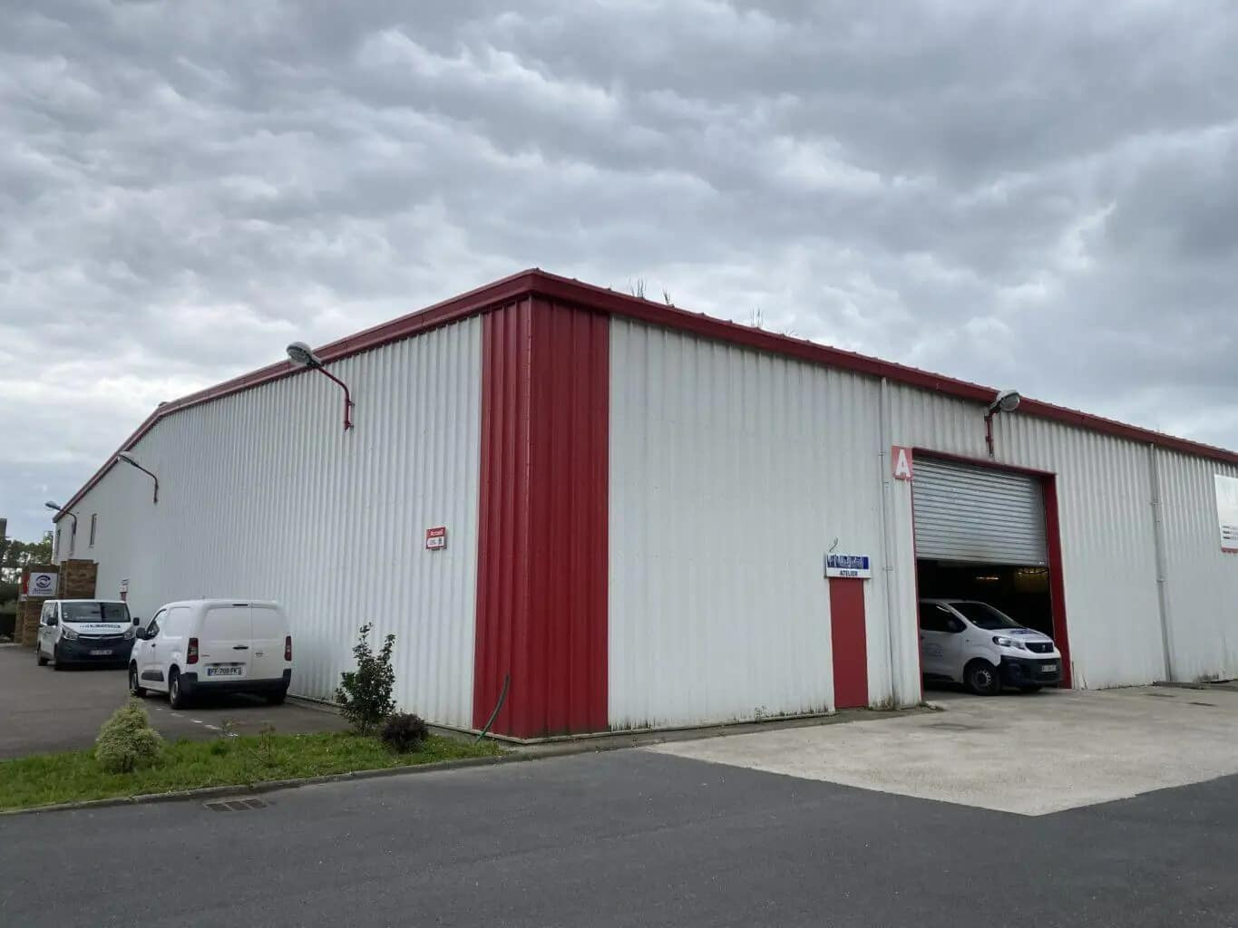 
                                                Location
                                                 À louer – Local d'activités de 947 m² à Gonfreville-l'Orcher – Seine-Maritime (76)