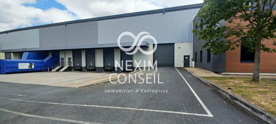 
                                                Location
                                                 À louer – Local Industriel de 2 179 m² à Villeneuve-la-Garenne – Hauts-de-Seine (92)