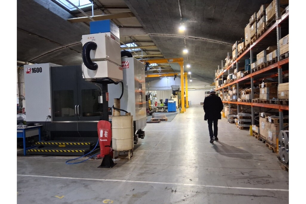 
                                                Location
                                                 À louer – Local industriel de 3 479 m² à Dreux – Eure-et-Loir (28)