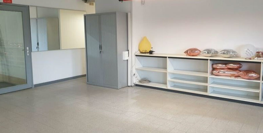 
                                                Location
                                                 À louer - locaux d'activité de 570 m² à Avignon