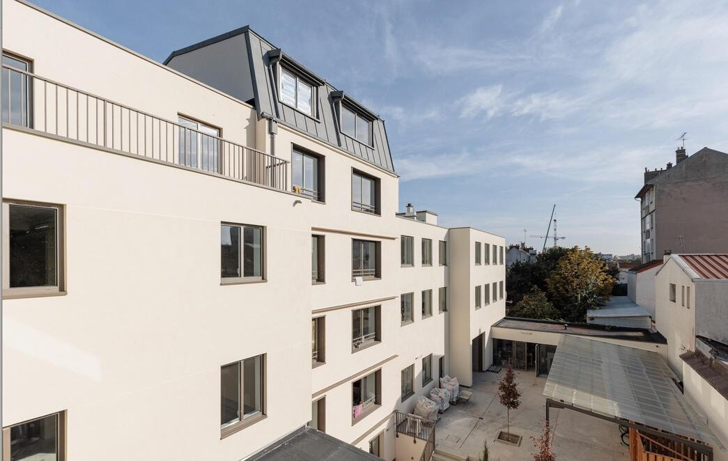 
                                                Location
                                                 À louer – Locaux d'activités de 30 à 250 m² dédiés à l'artisanat et aux métiers d'art à  Ivry-sur-Se